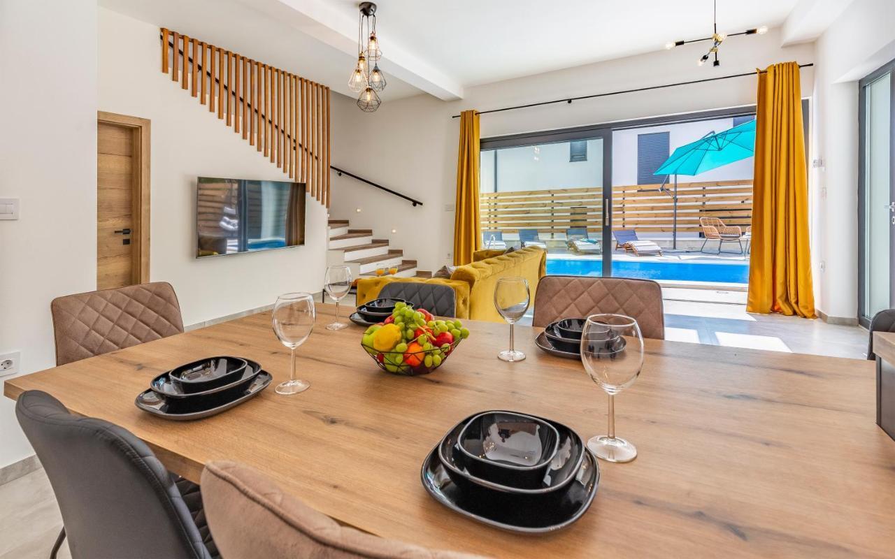Villa Rougemarin - Marin With Private Pool ميدولين المظهر الخارجي الصورة