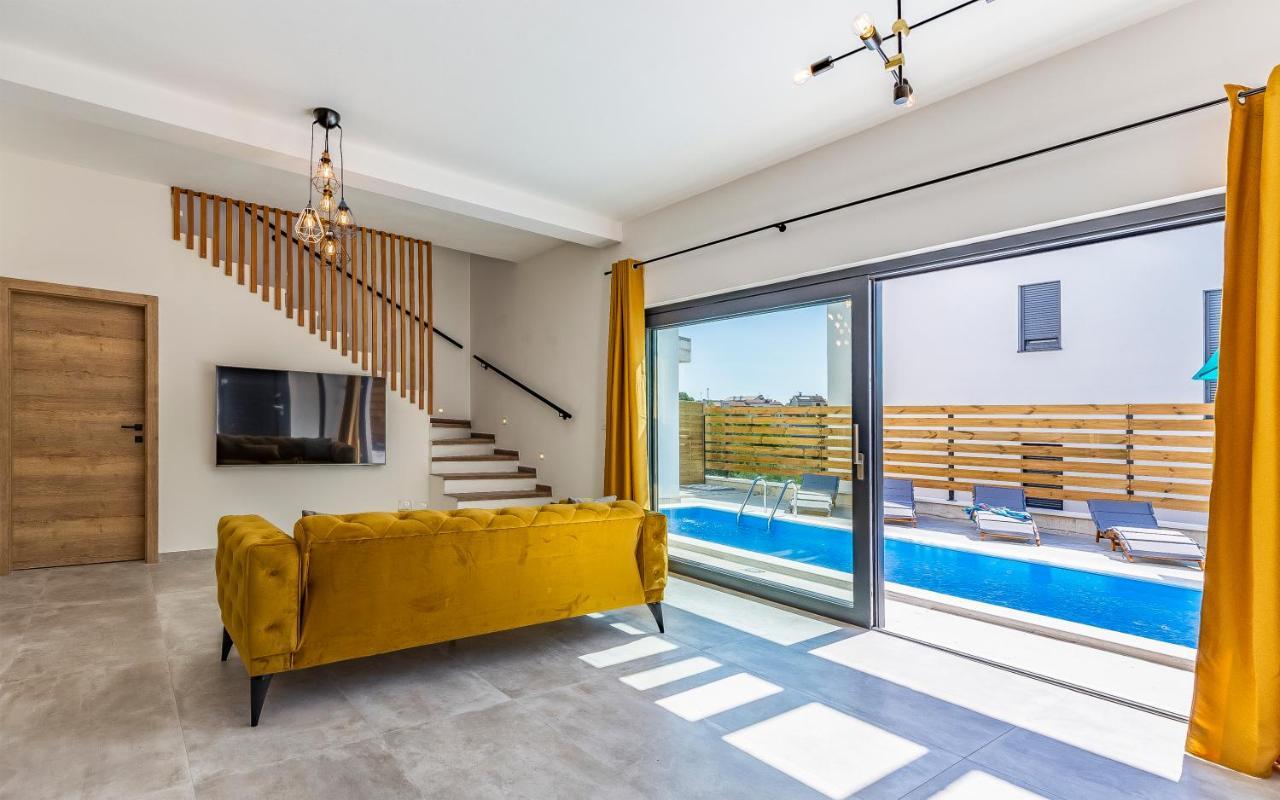 Villa Rougemarin - Marin With Private Pool ميدولين المظهر الخارجي الصورة