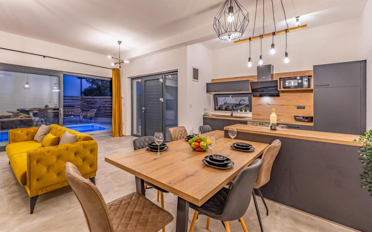 Villa Rougemarin - Marin With Private Pool ميدولين المظهر الخارجي الصورة